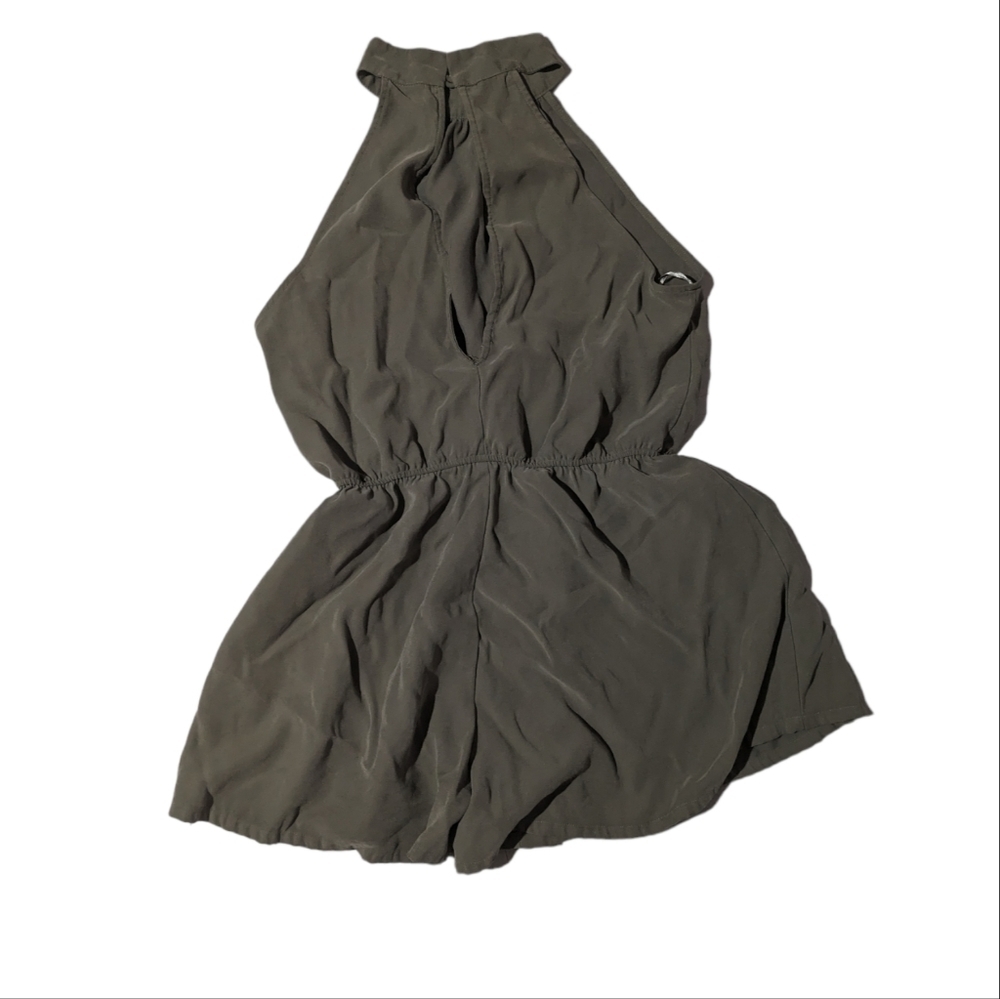 Sienna Sky Olive Green Halter Shorts Romper Size Large Flowy Boho Summer